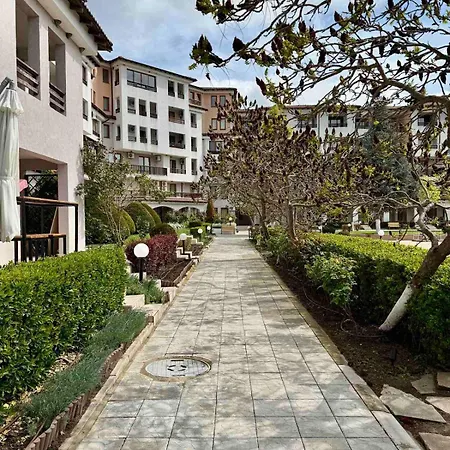 Апартамент Joanne